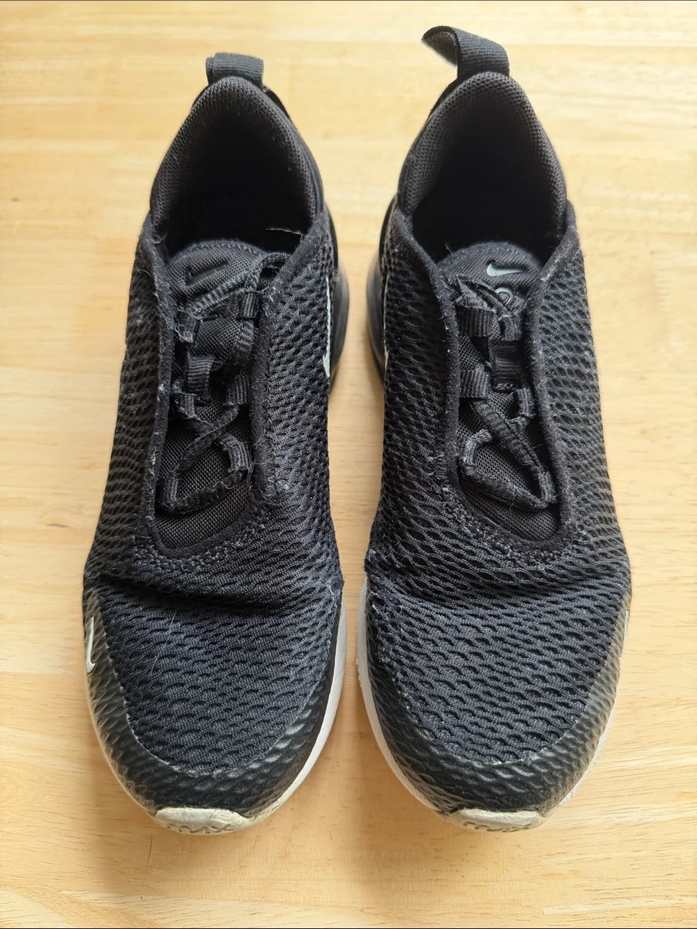 Nike 270 Boys Sneakers Black White 2